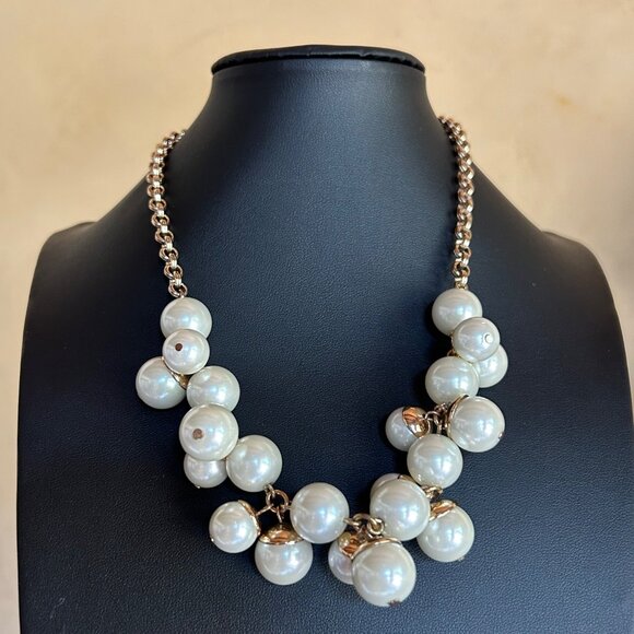 Talbots Faux Pearl Cluster Necklace With Gold Tone Chain - Picture 1 of 6